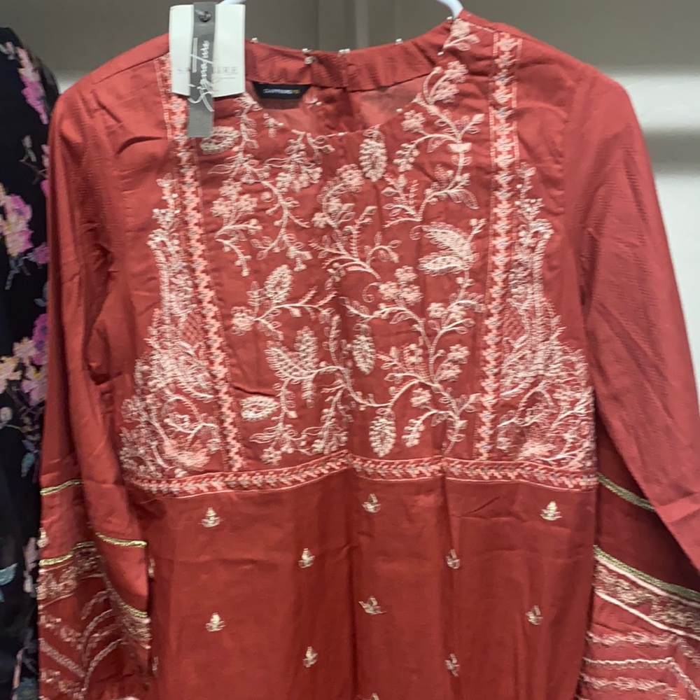 Sapphire Kurti